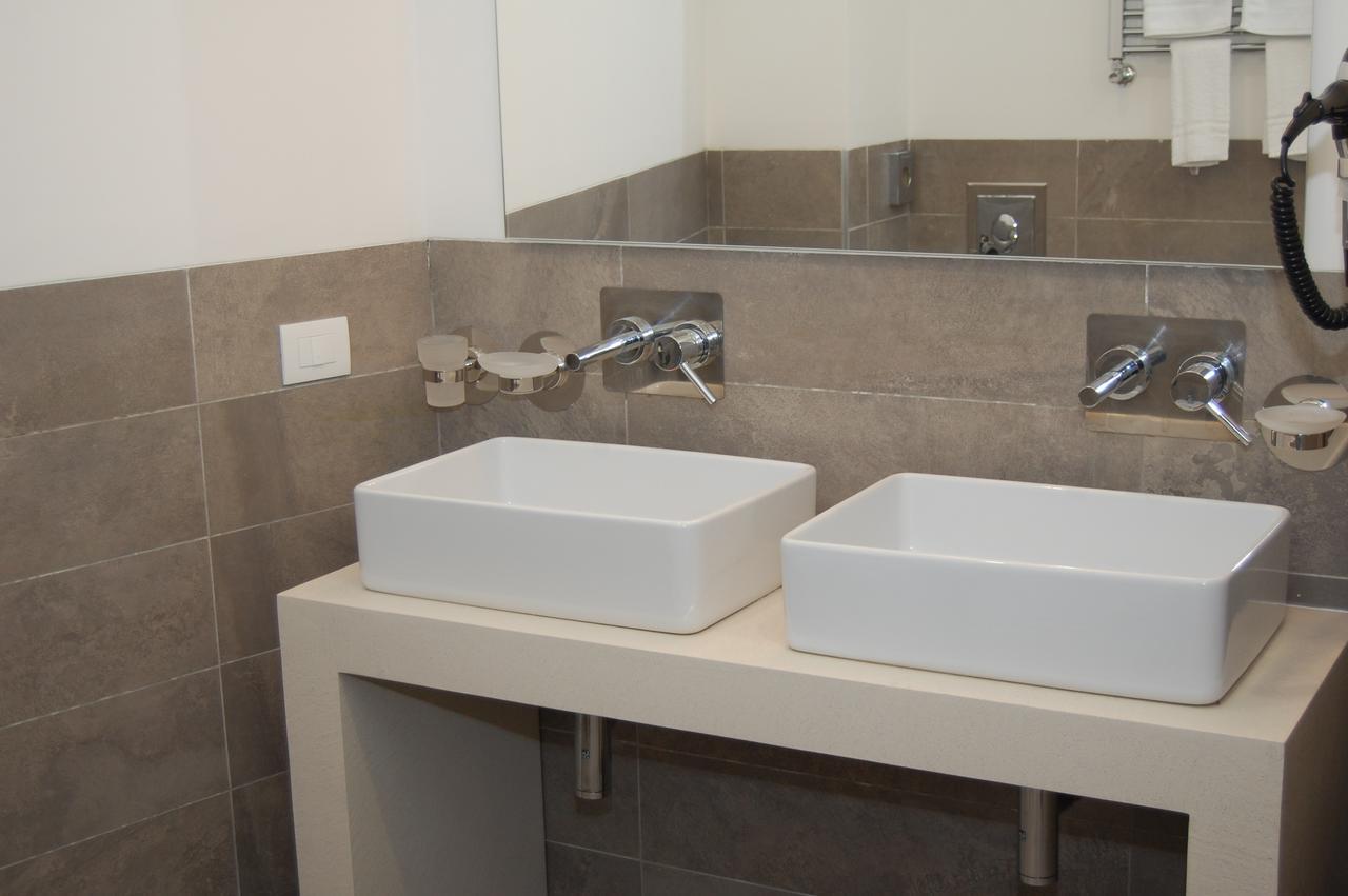 National Park Hotel & Spa Cotronei Bagian luar foto